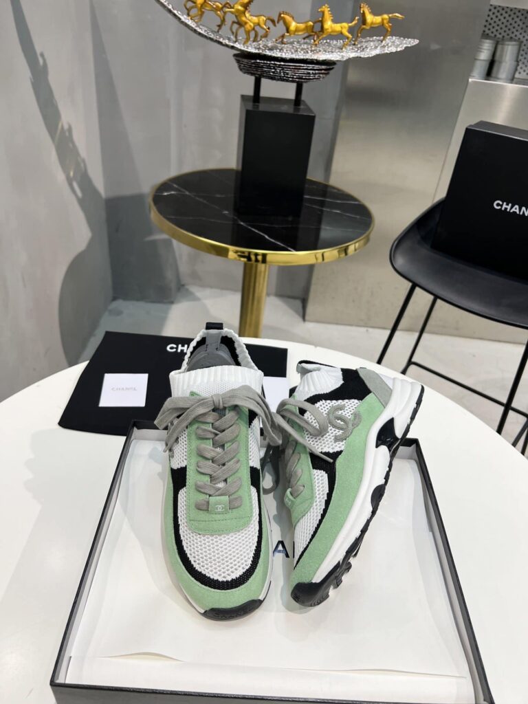 Chanel Low Top Trainer Sneakers Green And White G38750 Y55682 K3810 - Image 3