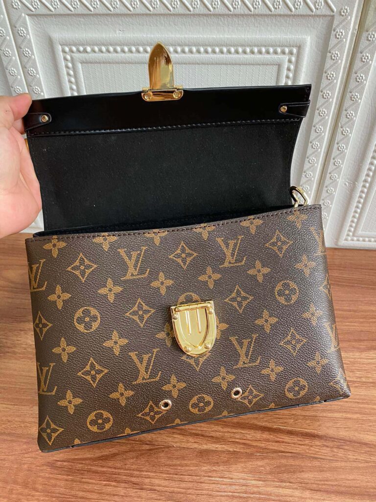 Louis Vuitton One Handle Monogram Flap Mm 25Cm - Image 9