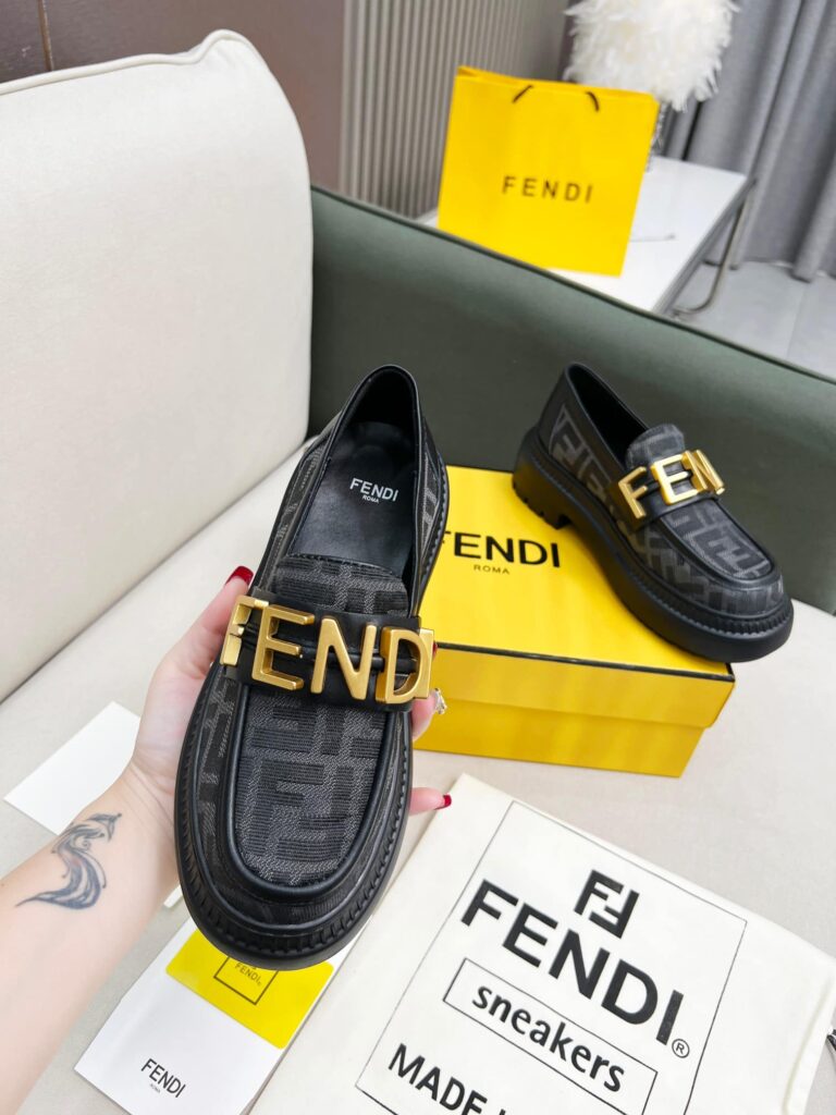 Fendigraphy Ff Leather Loafers Grey - Image 2