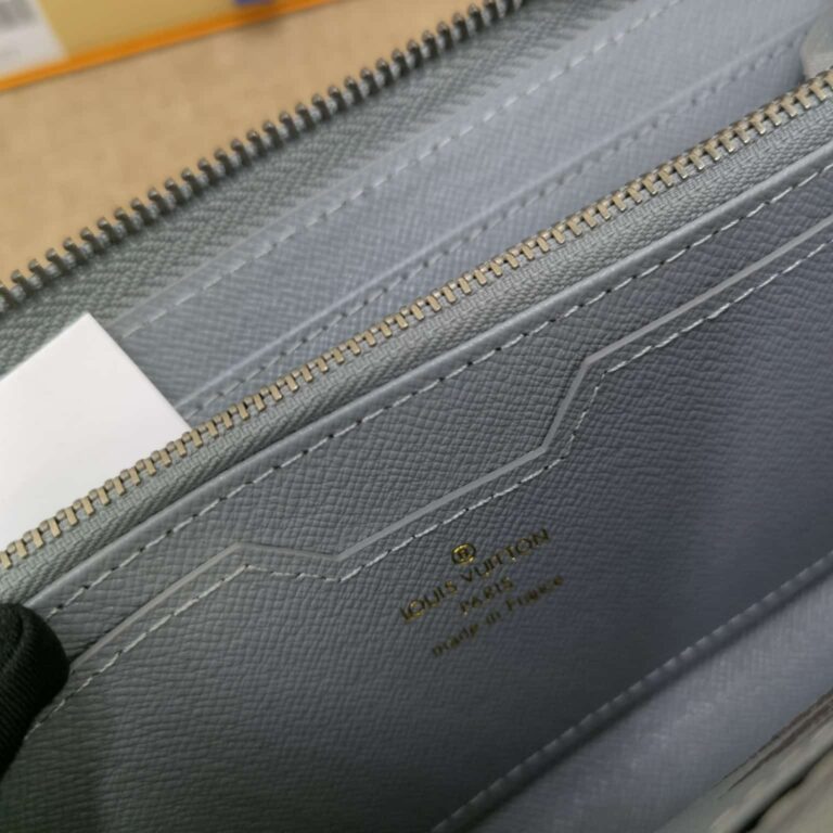 Louis Vuitton Cosmos Long Wallet Monogram Canvas M63237 - Image 10