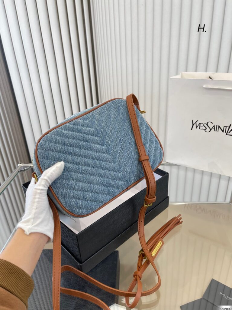 Saint Laurent Women'S Blue Mini Lou Denim Camera Bag 23Cm - Image 9