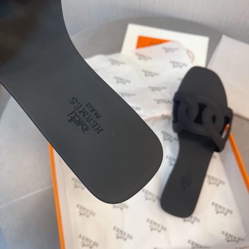 Hermes Aloha Sandal Black H201157Z 02350 - Image 4