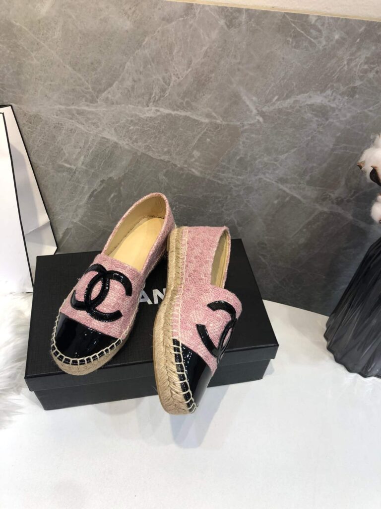 Chanel Embroidered Espadrille Leather Black Cap Toe Flats Pink Cc - Image 5