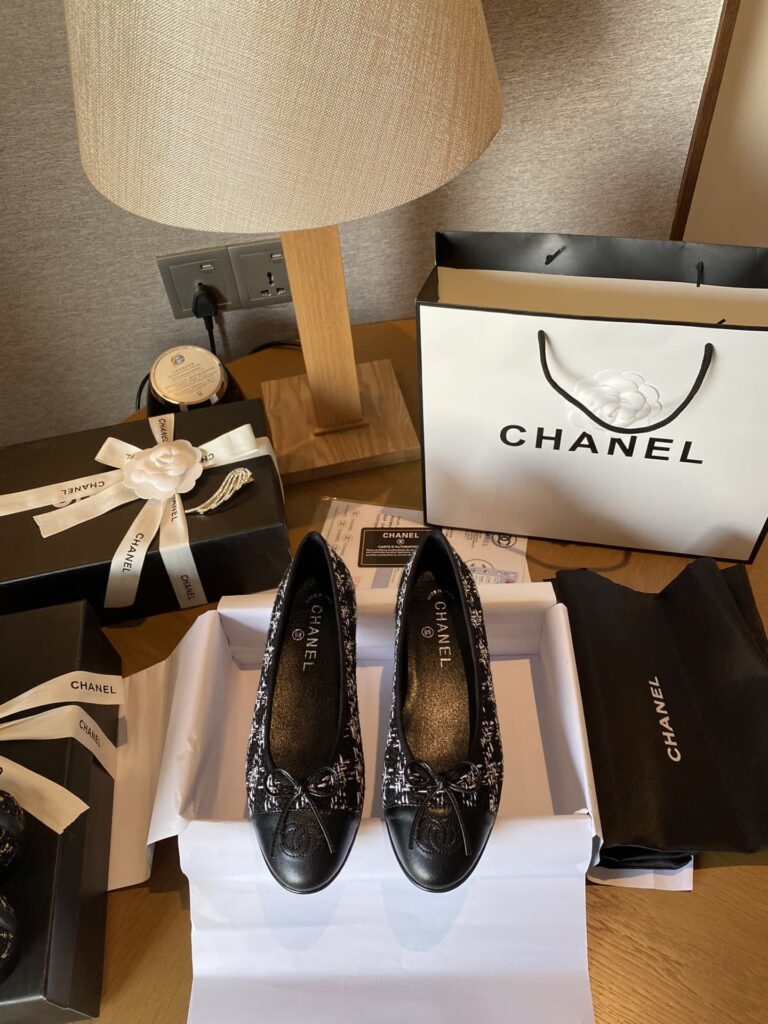 Chanel Plain Toe Rubber Sole Casual Style Tweed Black - Image 2