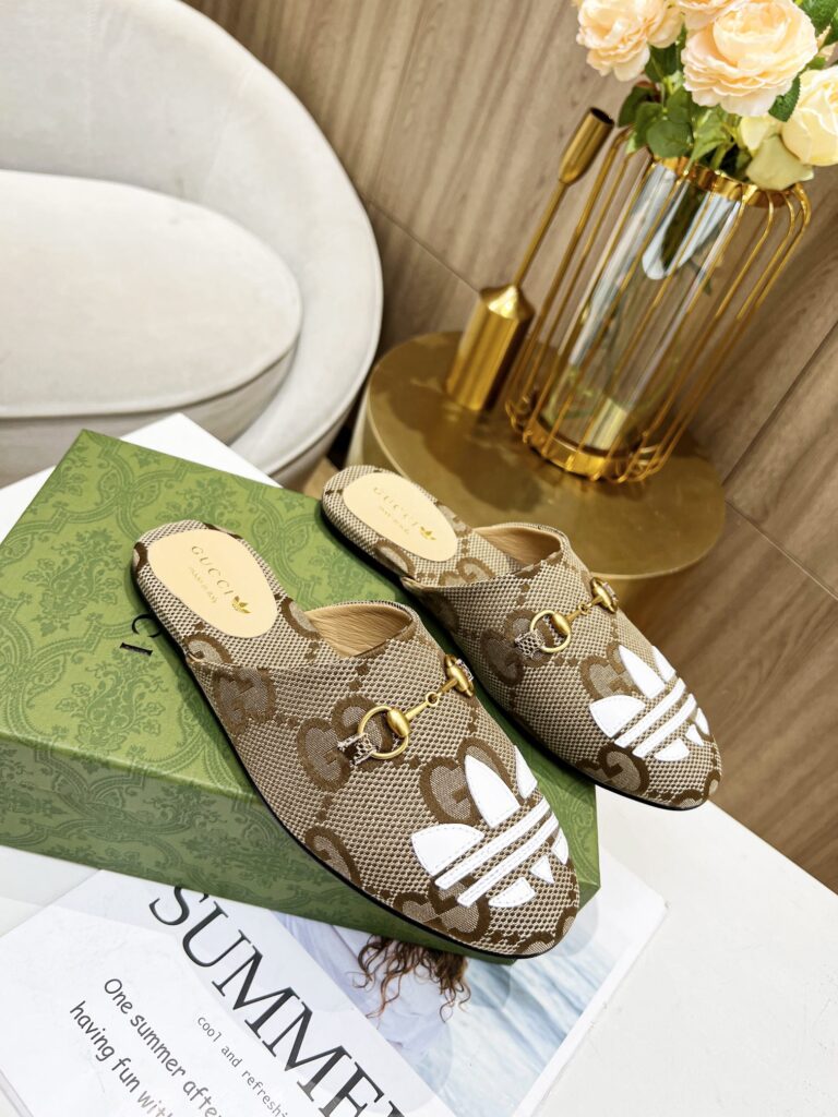 Gucci X Adidas Women'S Trefoil Slipper Gg Canvas Beige - Image 6