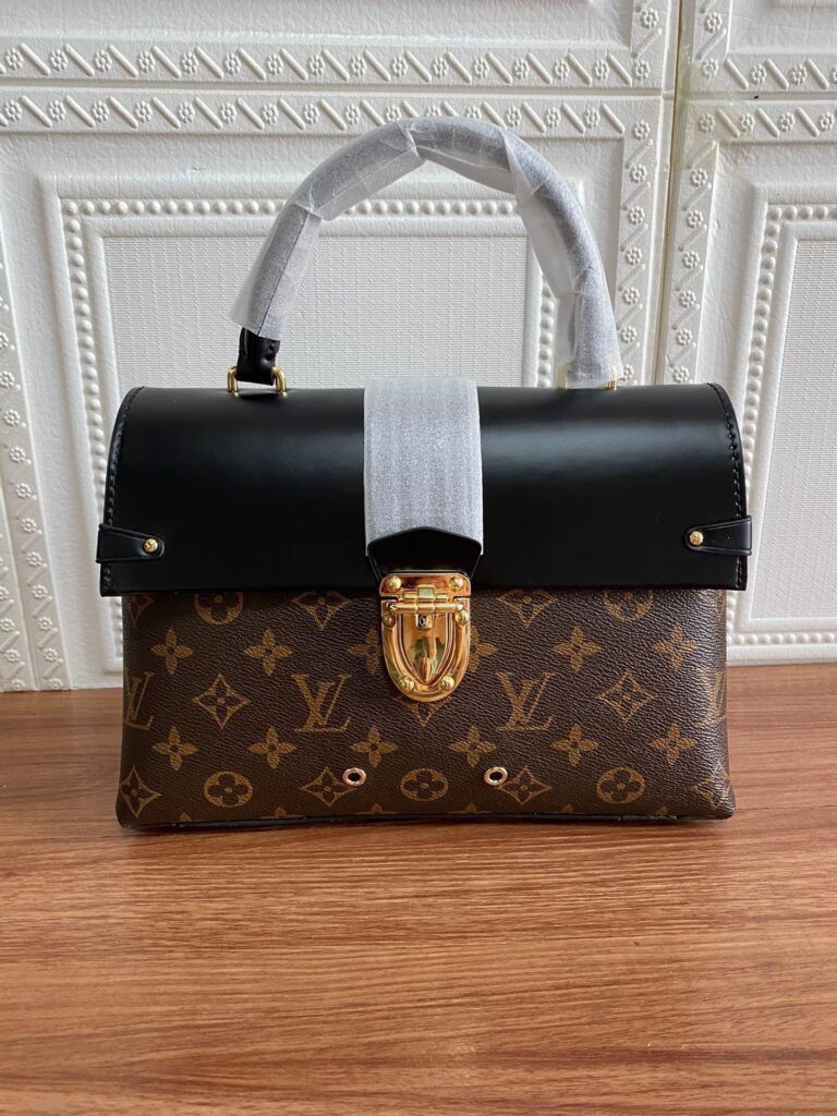 Louis Vuitton One Handle Monogram Flap Mm 25Cm - Image 8