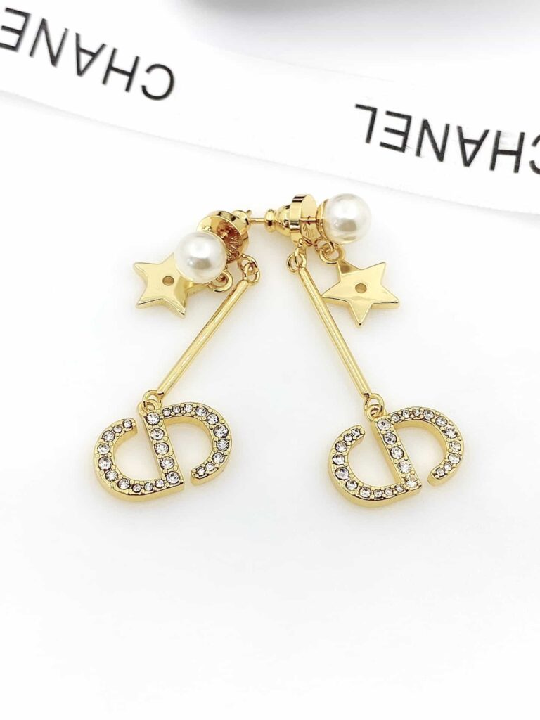 Dior Cd Gold Earrings - Image 5
