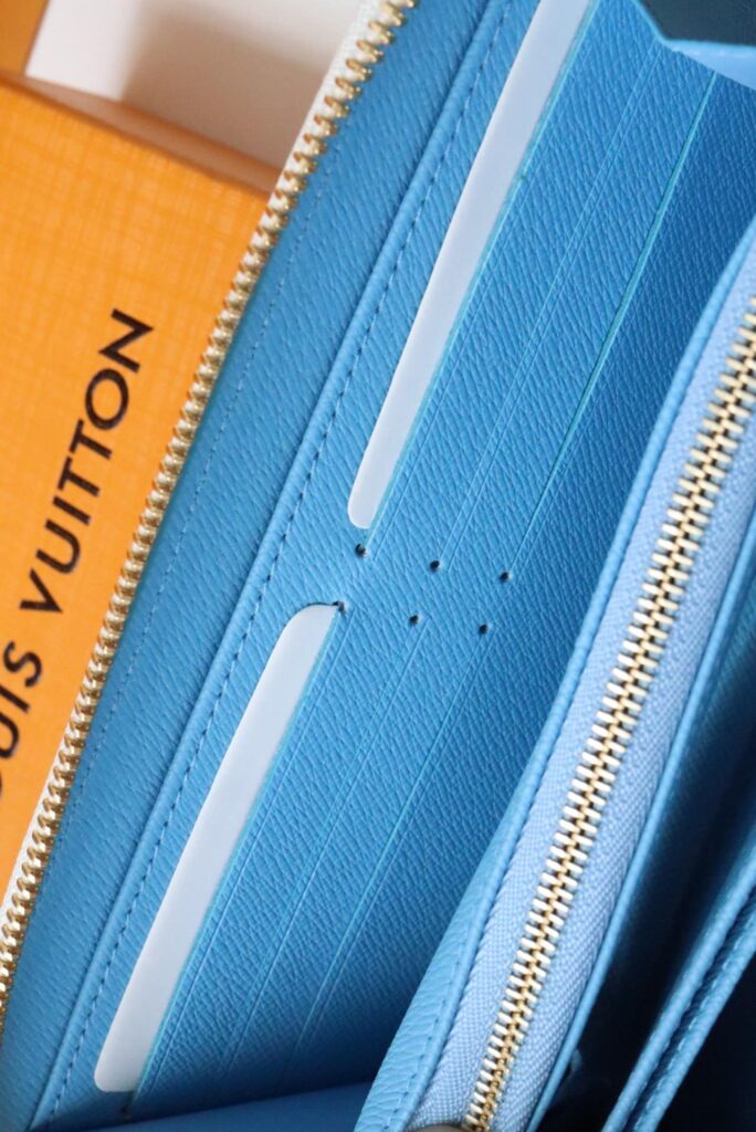 Louis Vuitton Zippy Wallet Blue M80359 - Image 9