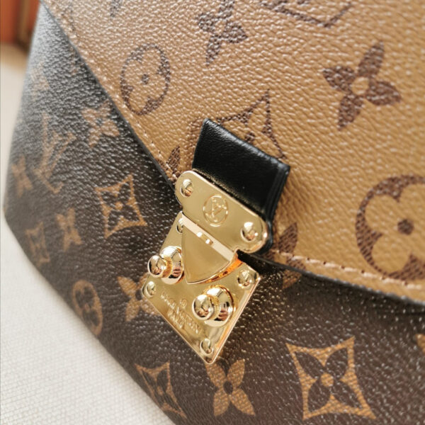 Louis Vuitton Pochette Métis M44876 - Image 2