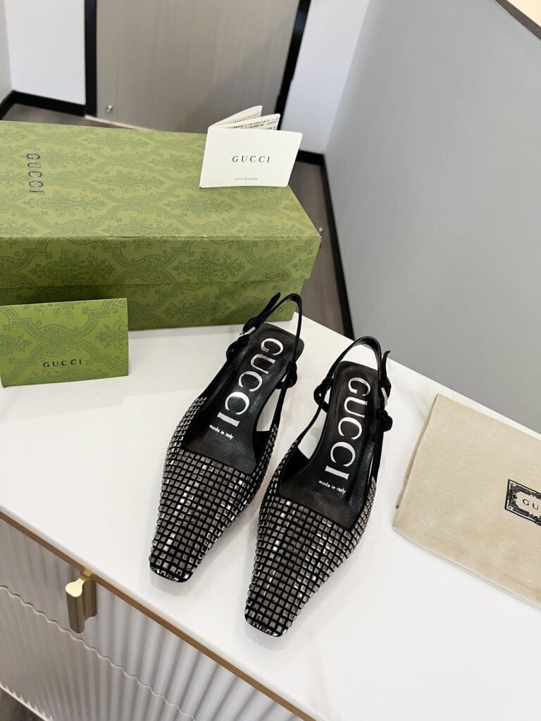 Gucci Women's Slingback Pump Crystal-Embellished ?679364 C2000 1000 - Image 6