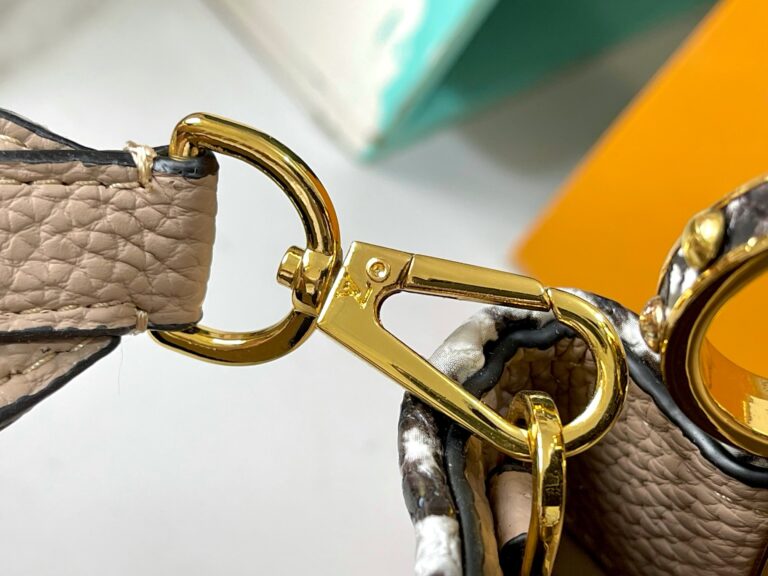 Louis Vuitton Capucines Mini Galet M95509 - Image 5