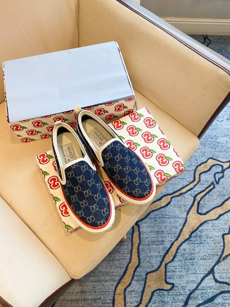 Gucci Women's Tennis 1977 Slip-On Sneaker Dark Blue ?624733 2Kq30 4466 - Image 6