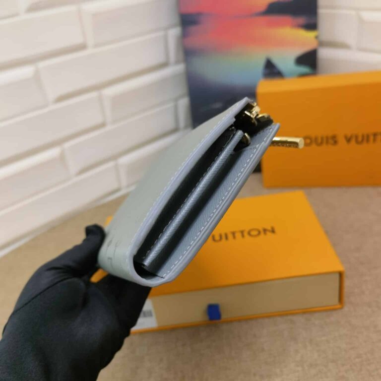 Louis Vuitton Cosmos Long Wallet Monogram Canvas M63237 - Image 9