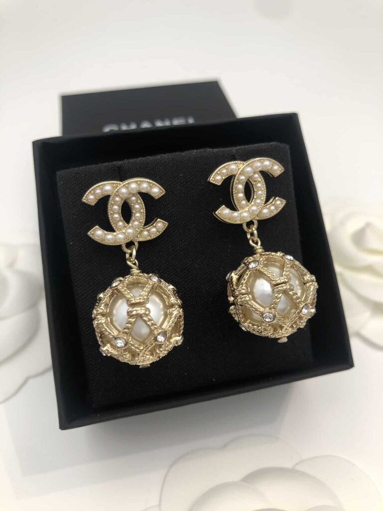 Chanel Gold Caged Pearl Earrings - Image 5