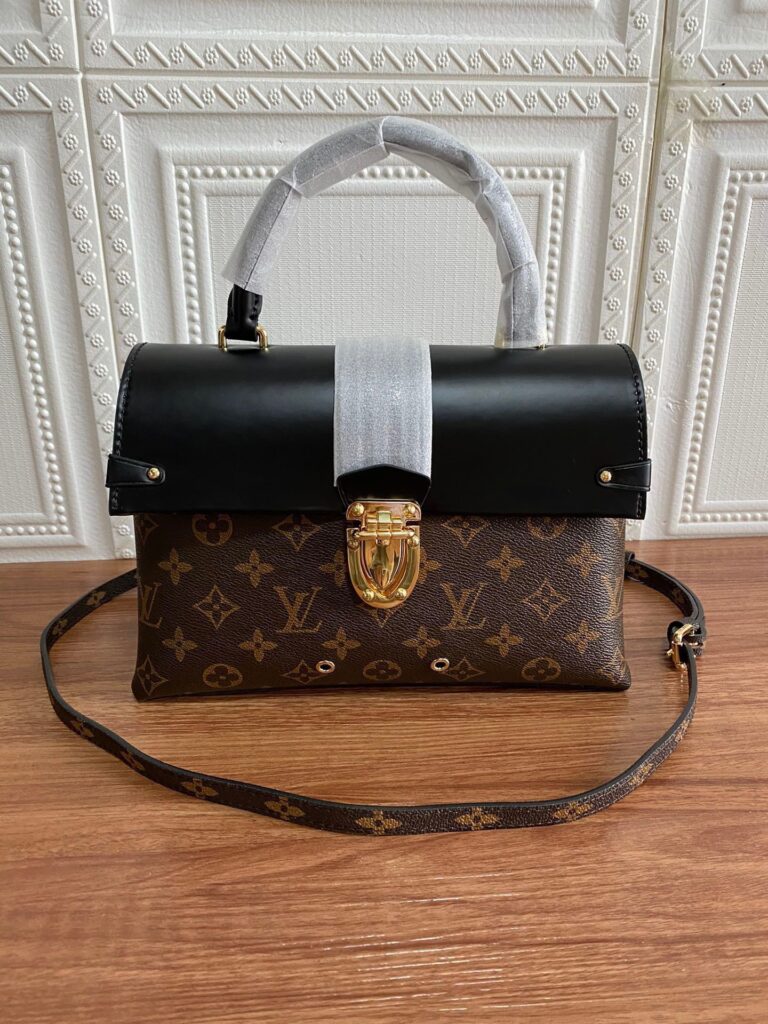 Louis Vuitton One Handle Monogram Flap Mm 25Cm - Image 7