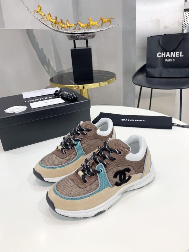 Chanel Cc Logo Low Top Trainer Sneakers Brown And White G38301 Y55434 K3161 - Image 6