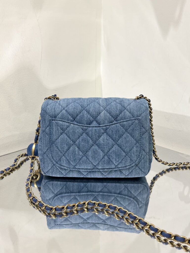 Chanel Mini Denim Rectangular Crush Ghw 17Cm - Image 9