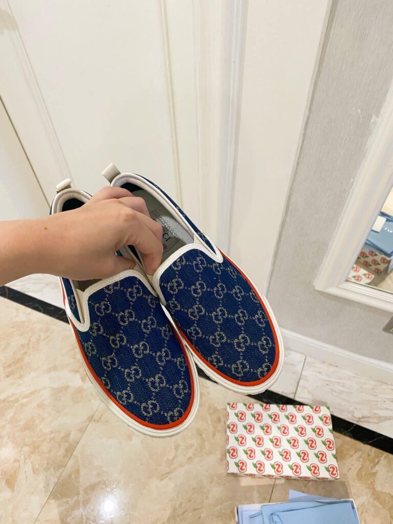 Gucci Women's Tennis 1977 Slip-On Sneaker Dark Blue ?624733 2Kq30 4466 - Image 7