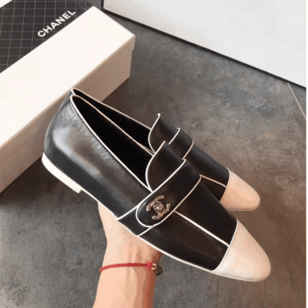 Chanel Leather Cc Cap Toe Slip On Loafers Black - Image 5