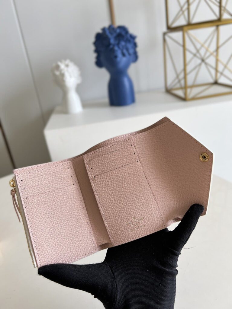 Louis Vuitton Damier Ebene Victorine Wallet N64022 - Image 6