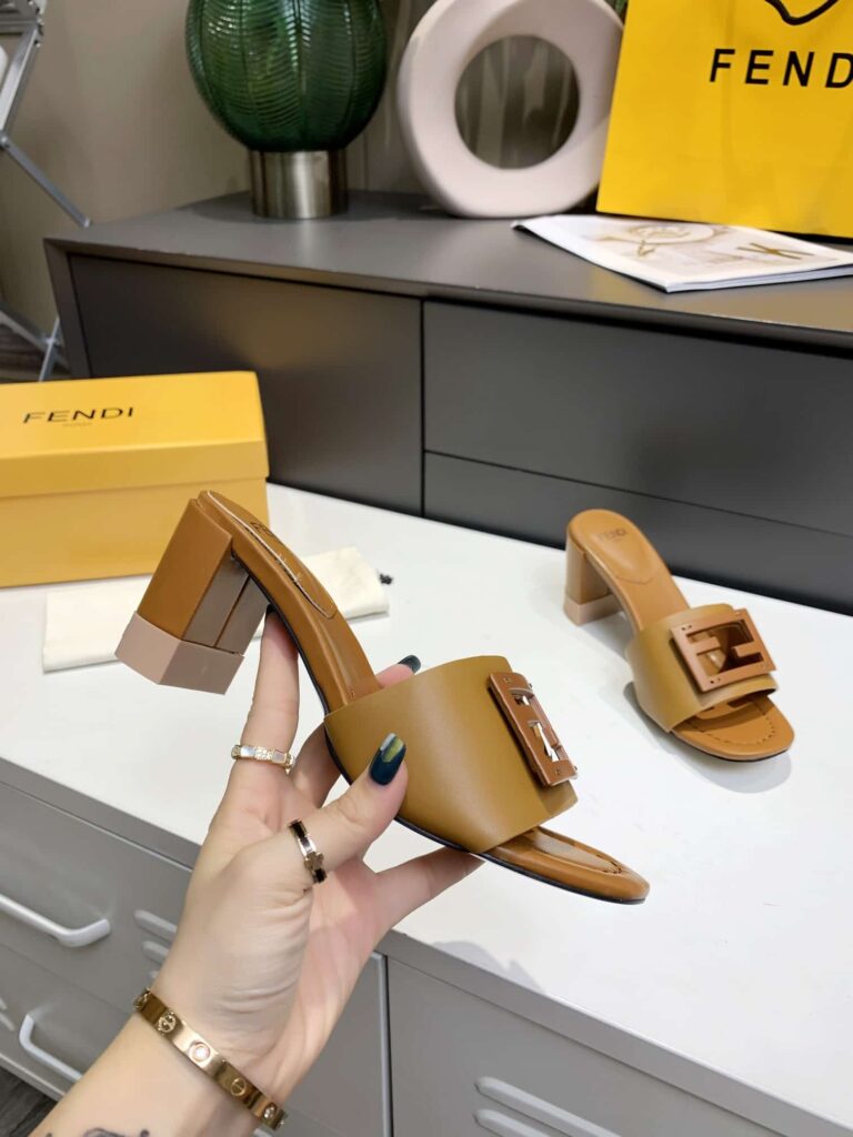 Fendi Signature Leather High Heel Beige - Image 4
