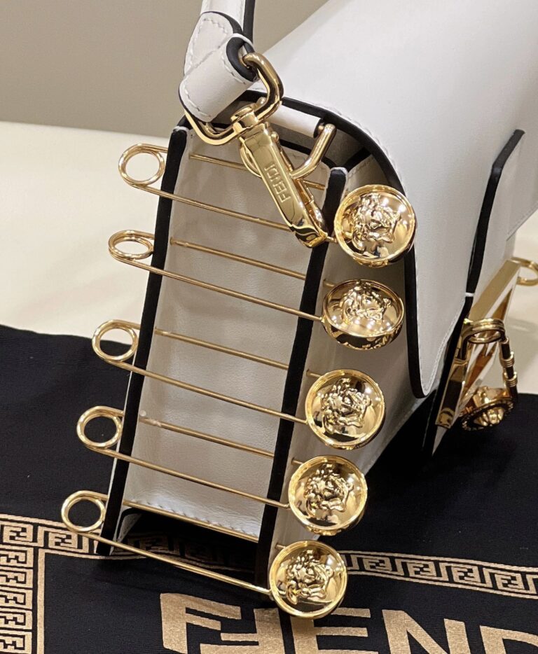 Fendace Baguette Brooch White 8Br801Ajt6F0K7E - Image 8