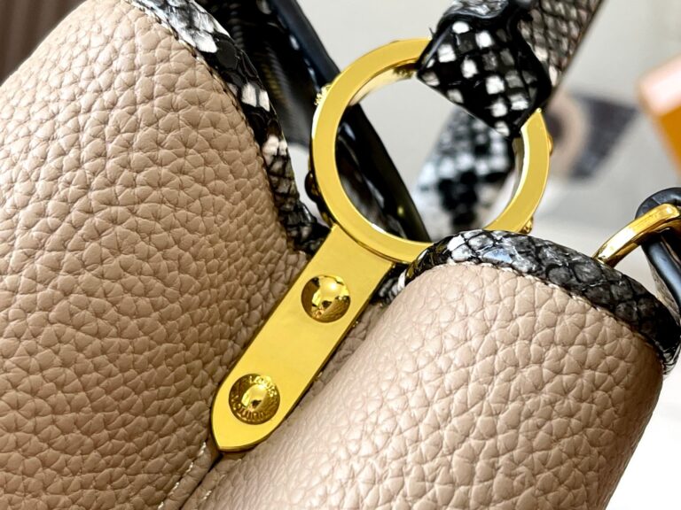 Louis Vuitton Capucines Medium Galet M95508 - Image 3