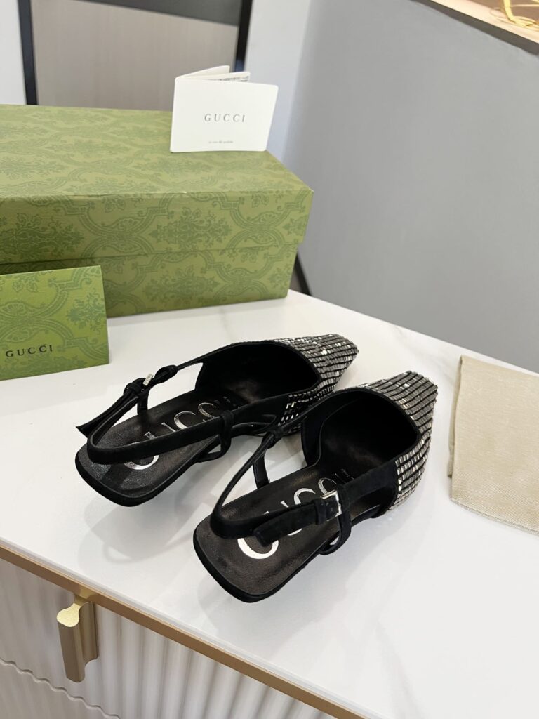 Gucci Women's Slingback Pump Crystal-Embellished ?679364 C2000 1000 - Image 3