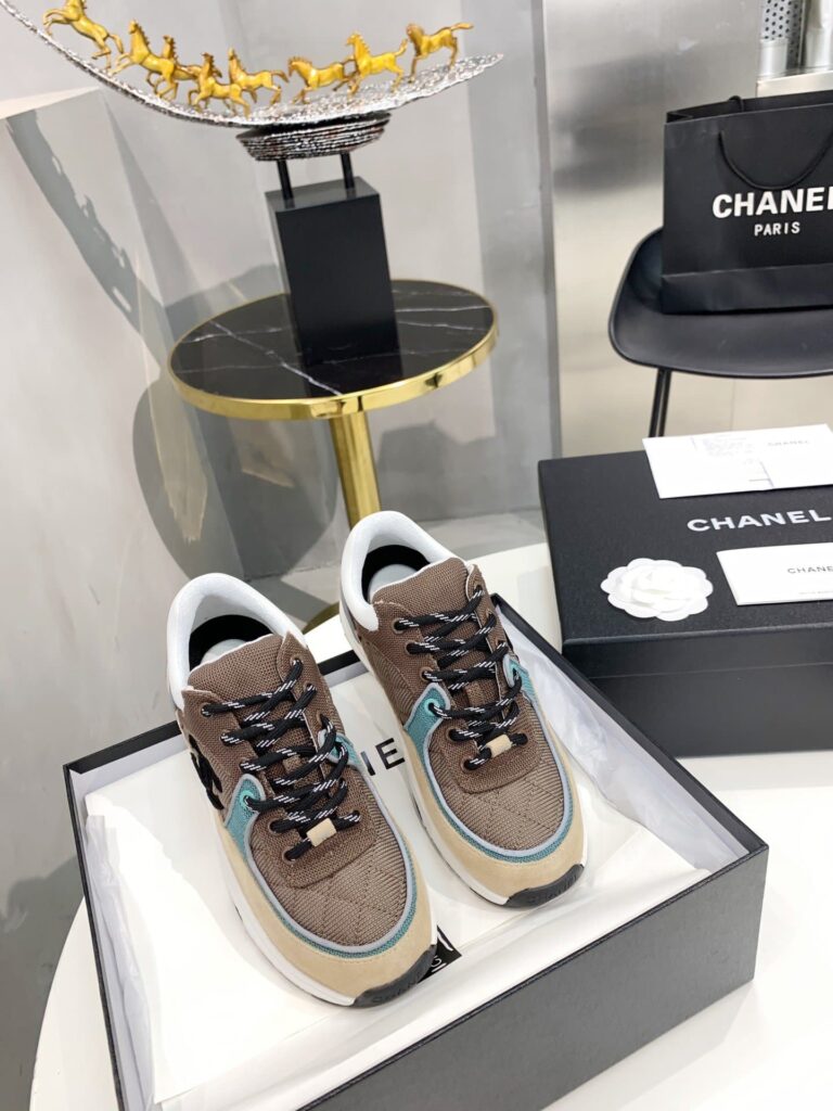 Chanel Cc Logo Low Top Trainer Sneakers Brown And White G38301 Y55434 K3161 - Image 3