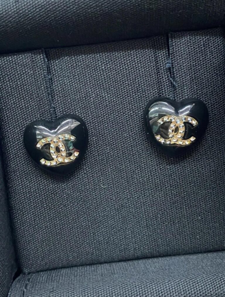Chanel Cc Black Heart Earrings - Image 4