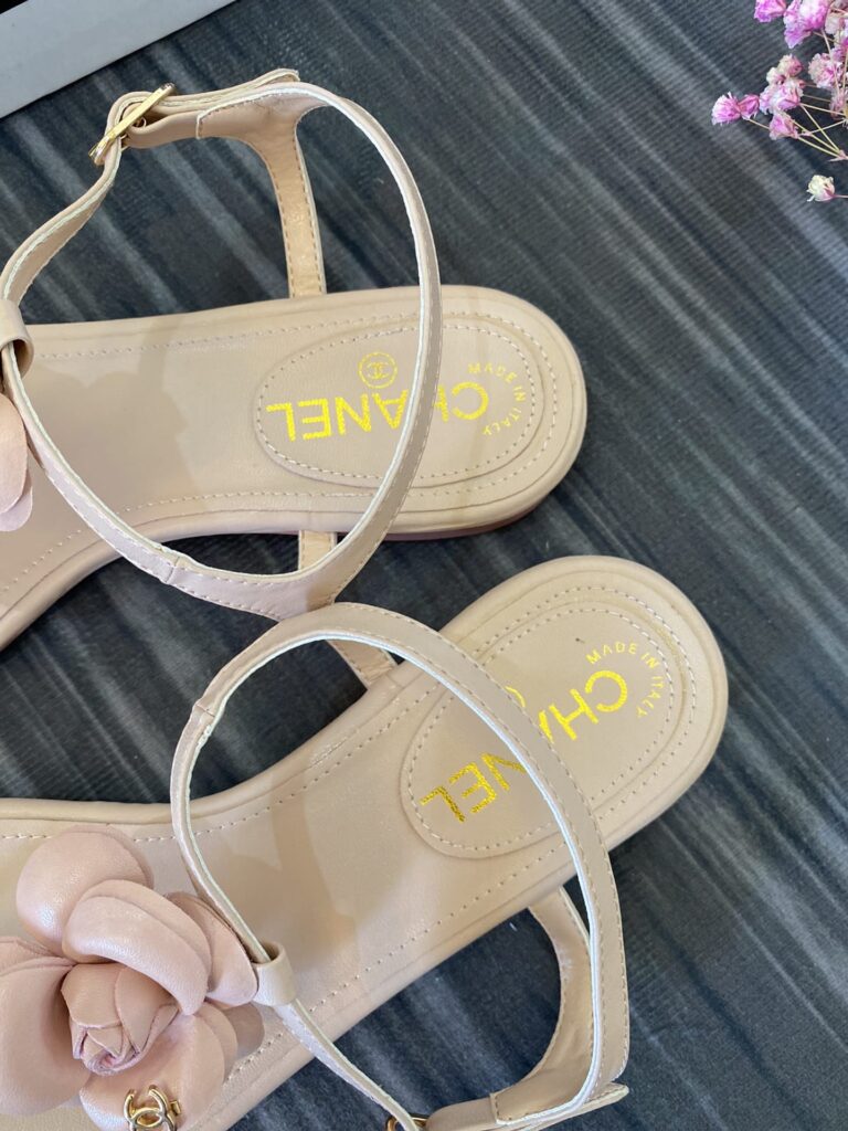 Chanel Jelly Rubber Camellia Sandals Pink - Image 4