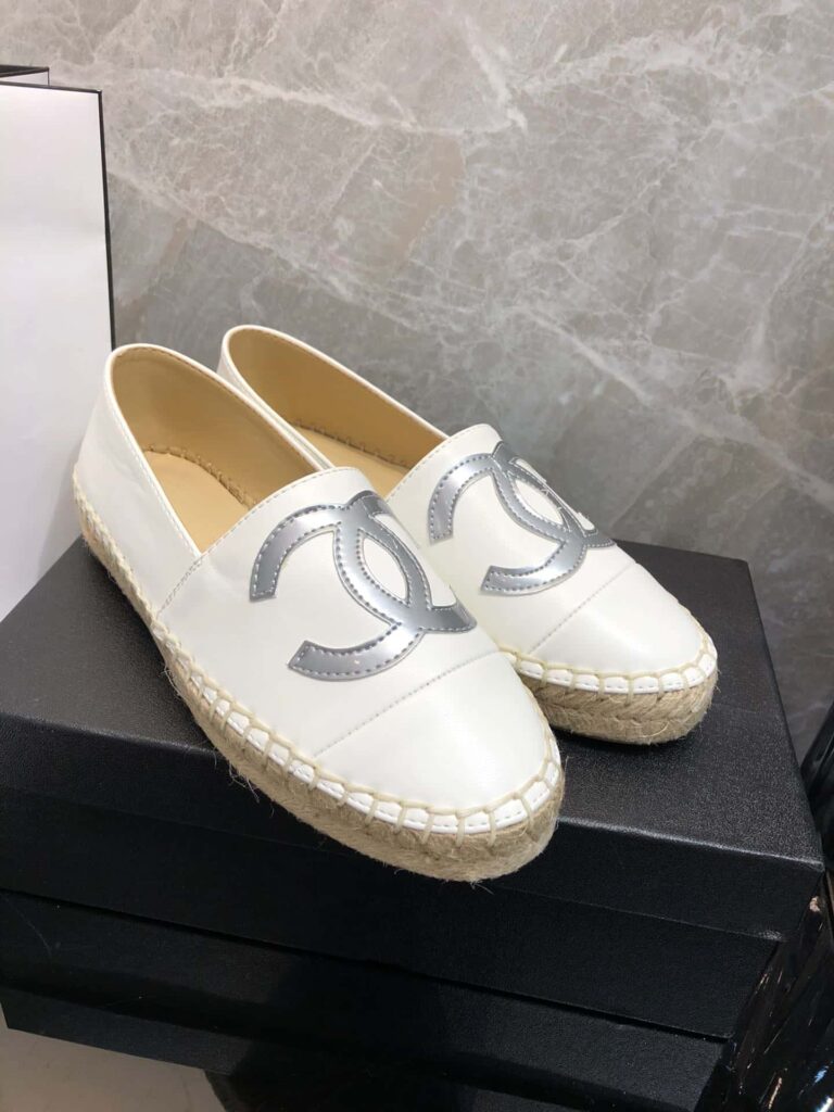 Chanel Embroidered Espadrille Leather Cap Toe Flats White Grey Logo Cc - Image 3
