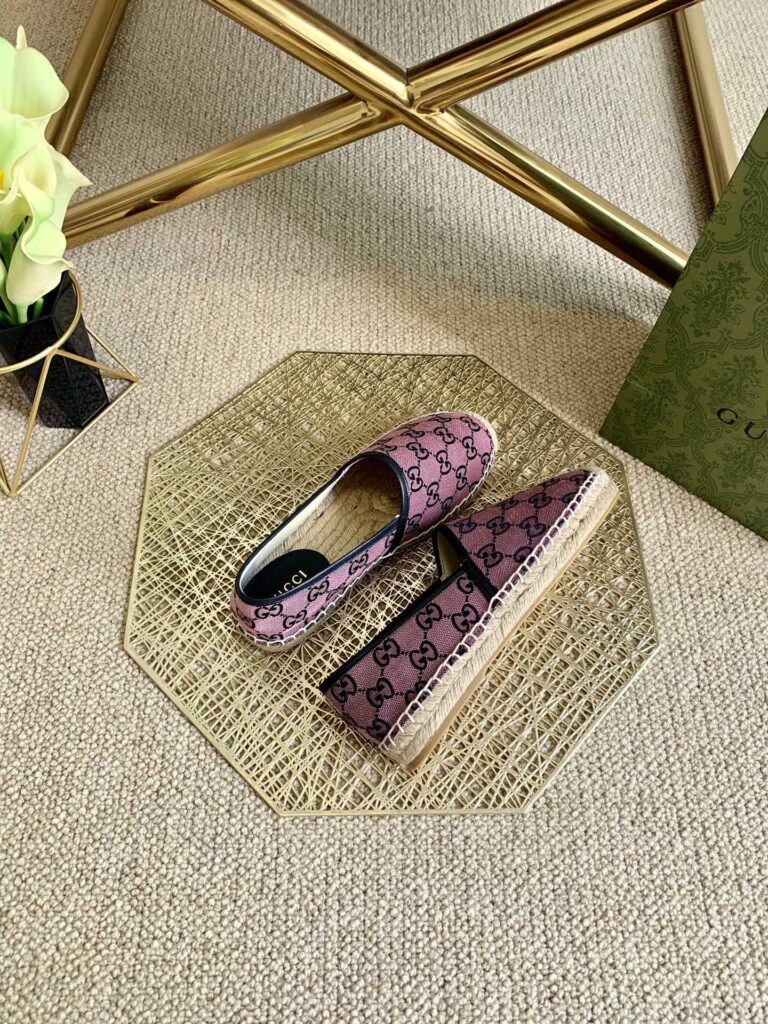 Gucci Women's Espadrille Pink Sandal - Image 6