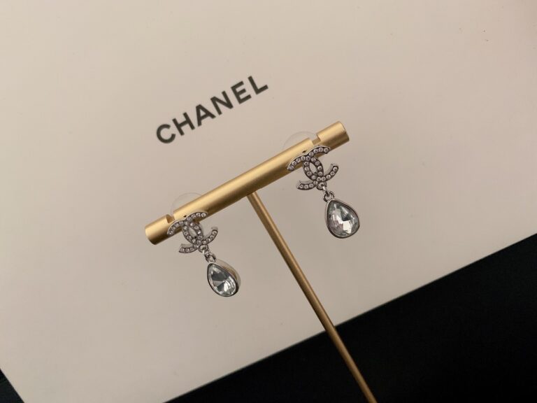 Chanel Cc Earrings - Image 3