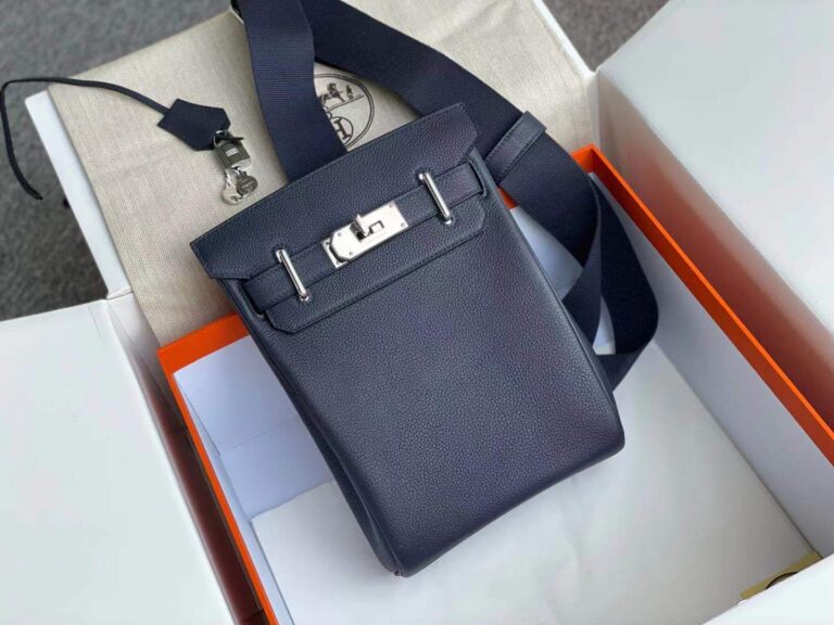 Hermes Hac A Dos Togo Backpack Palladium Hardware Navy Blue 29Cm - Image 2