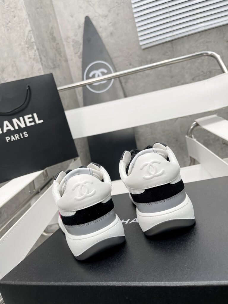 Chanel Trainer Sneakers White And Green G38803 - Image 10