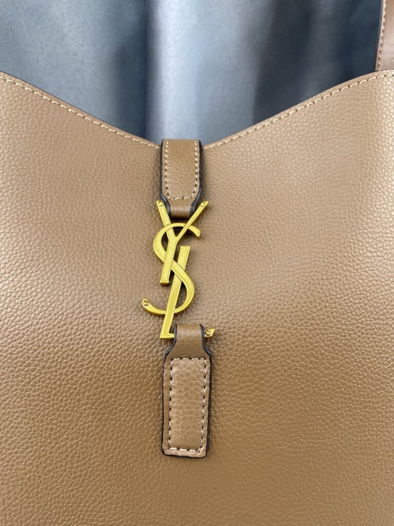 Saint Laurent Le 5 À 7 Soft Small Hobo Bag In Smooth Leather Brown - Image 5