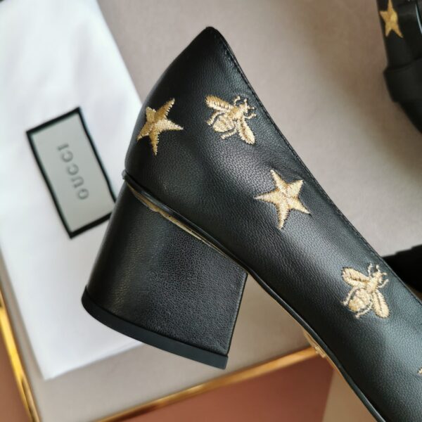 Gucci  Embroidered Bee Star Leather Mid-Heel Pump Black - Image 5