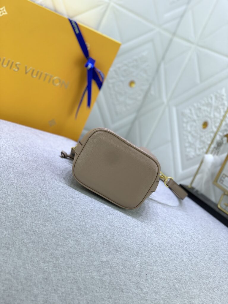 Louis Vuitton Nano Noé Cream 16Cm M46291 - Image 7