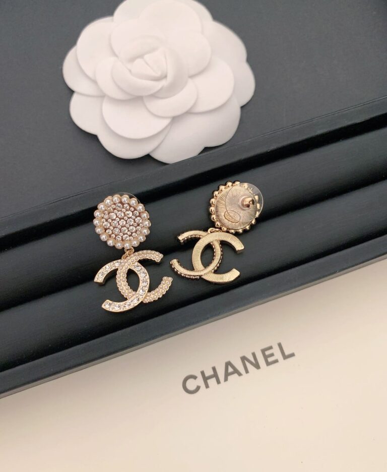 Chanel Cc Earrings - Image 4
