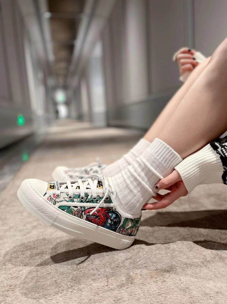 Dior Walk'N' Sneaker Embroidered Cotton White Multicolor Kck211Cses43L - Image 7