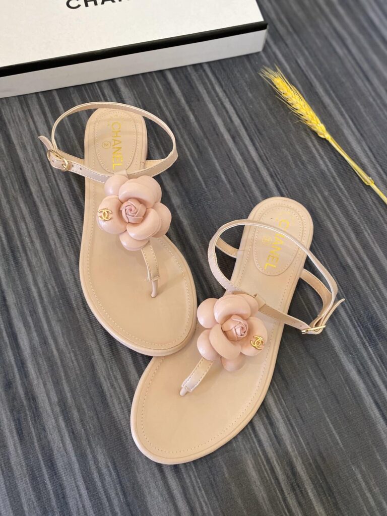 Chanel Jelly Rubber Camellia Sandals Pink - Image 3