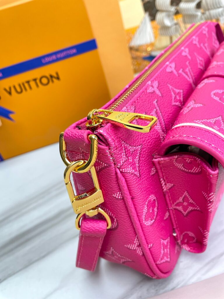 Louis Vuitton Maxi Multi Pochette Accessoires Pink 27Cm M46161 - Image 6