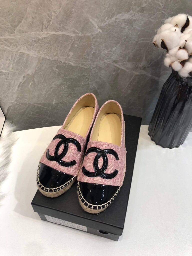 Chanel Embroidered Espadrille Leather Black Cap Toe Flats Pink Cc - Image 3