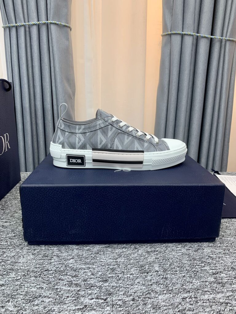 Dior B32 Low Top Sneaker Gray Cd Diamond Canvas - Image 8