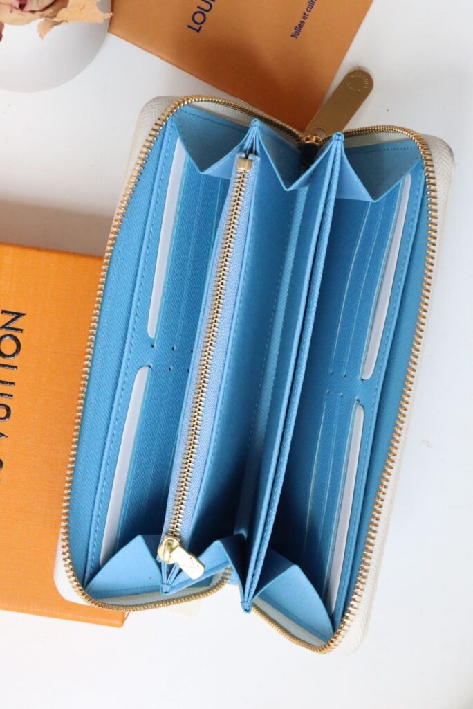 Louis Vuitton Zippy Wallet Blue M80359 - Image 3