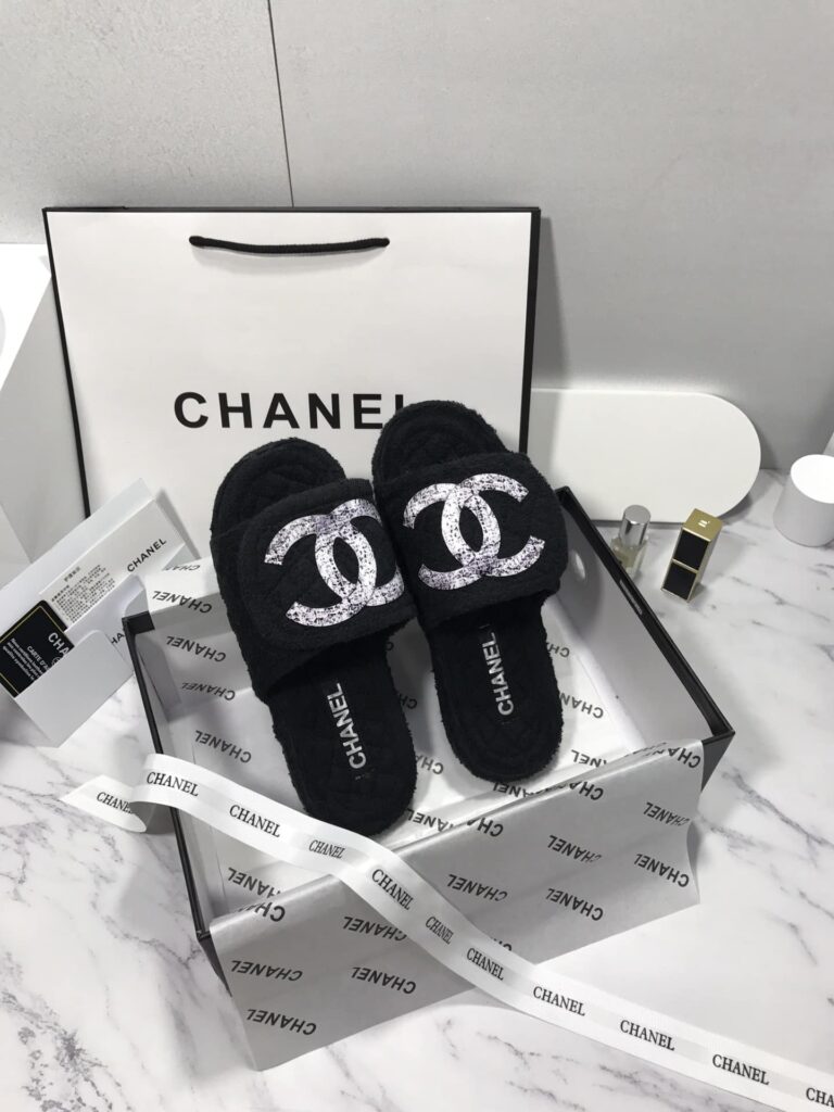 Chanel White Cc Strap Slippers Black - Image 3