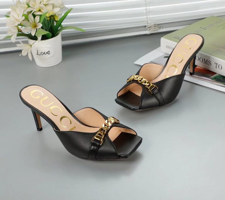 Gucci Chain Stiletto Heels Flip Flop Fish Mouth Mule Sandals Black - Image 6