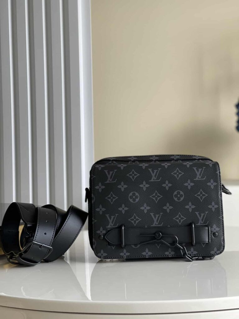 Louis Vuitton Monogram Steamer Messenger M45585 - Image 3
