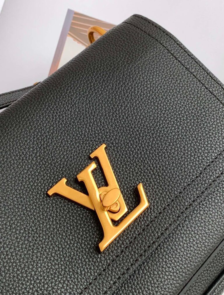 Louis Vuitton Lockme Chain 23Cm Black M57073 - Image 6